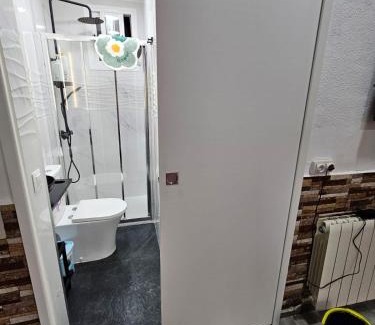 L'Hospitalet de Llobregat House | Cozy Private Room in Hospitalet de Llobregat with Kitchen