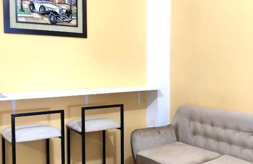 Loja House | Cozy Hotel Room for Families and Pets to Enjoy Together