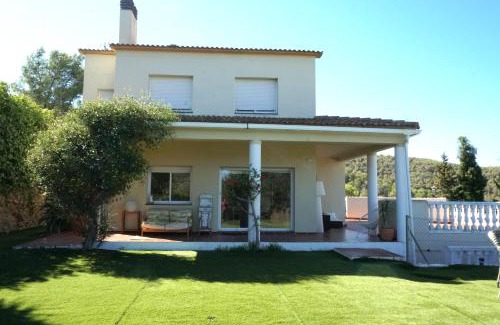 Olivella Bed & Breakfast | Oceanfront Atalaya Room with Pool and 9.2 Rating
