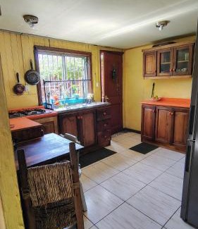 Temuco House | Habitación cómoda, con estacionamiento