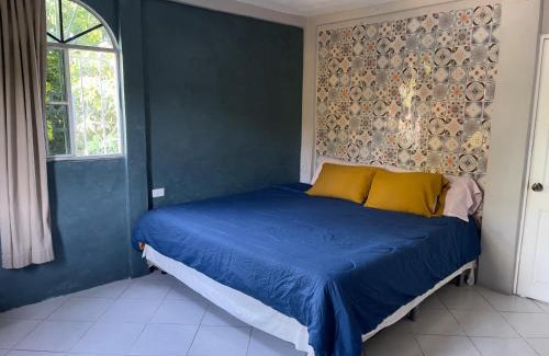 El Porvenir House | Top-Rated Room Near the Airport - Pet & Child Friendly