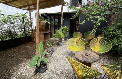 Villavicencio House | Independent Entry Room with Private Bath for Families