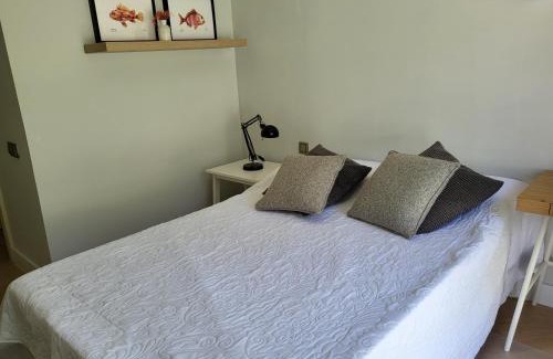 Barrio Jarana House | Habitación con baño en vivienda particular - Lagos de Villanueva Golf