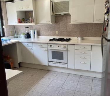 San Francisco Culhuacan House | Comfortable Room with Private Bathroom for Families