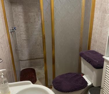 San Francisco Culhuacan House | Comfortable Room with Private Bathroom for Families