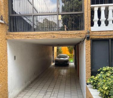 San Francisco Culhuacan House | Comfortable Room with Private Bathroom for Families