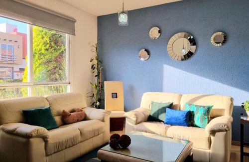 Toluca House | Habitación con baño privado, cerca del Parque Toluca 2000, con áreas comunes compartidas