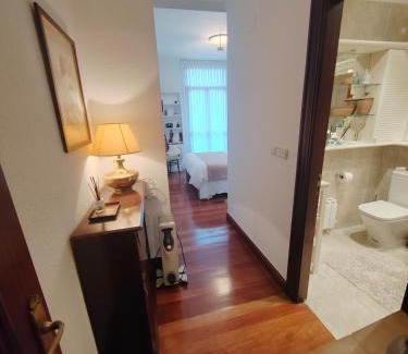 Bilbao City Centre House | Private Room with En-Suite in Central Bilbao - Rated 9/10