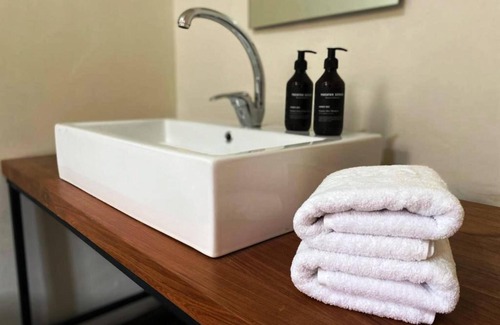 Barrio de Santiago Hotel | Elegant King-Size Room in the Heart of Mérida