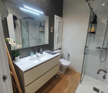 Indautxu House | Cozy Double Room at Campuzano for Your Perfect Getaway