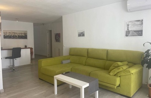 Plaza de Toros Condo | Cozy Double Room with Private Bath and Spa Amenities