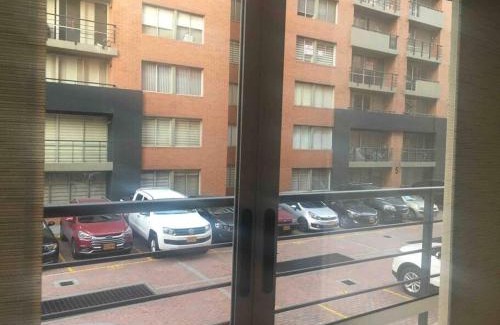 Fontibon Apartment | Cozy Double Room in Shared Apartment, Bogotá - Hot Tub Included