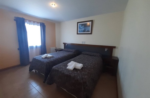 El Chalten Hotel | Cozy Double Room at Hostería El Paraíso with Spa & Breakfast