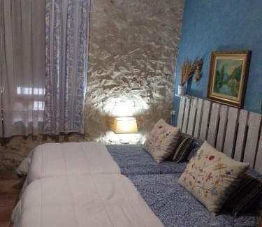 Ocana House | Child-Friendly Room in Ocaña - Rated 8.6/10 by Guests