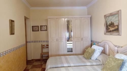 Ocana House | Child-Friendly Room in Ocaña - Rated 8.6/10 by Guests