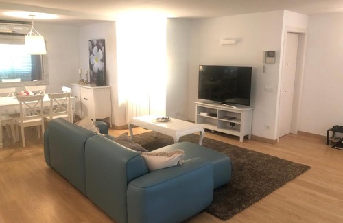 Sitges Town Center House | Prime Beachfront Room in Sitges with Pool & Ocean View
