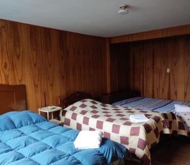 Lake Titicaca - Puno House | Habitación familiar en el centro de Puno
