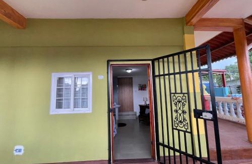 Veracruz Apartment | habitación full equipada cerca de playa 20minutos de la ciudad y centros comerciales y turísticos 10 minutos del aropuerto Panamá pasifico