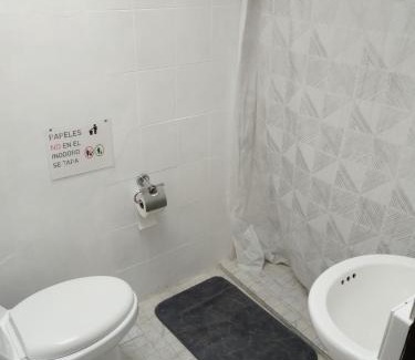 San Pedro Tlaquepaque House | Convenient Room Near Airport - Ideal for Families