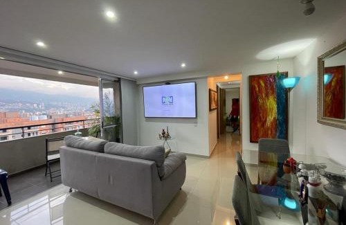 Robledo Apartment | Cozy Shared Room in Medellin - Family-Friendly Amenities