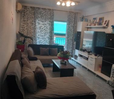 Nou Moles House | Cozy Room in Shared Flat for Adults and a Dog