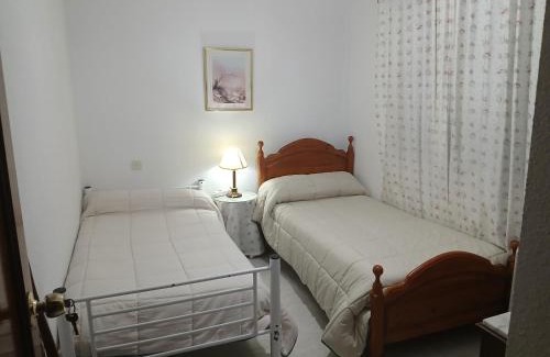 Toledo Bed & Breakfast | Cozy Double Room in Toledo with Kitchen & Pet-Friendly Stay