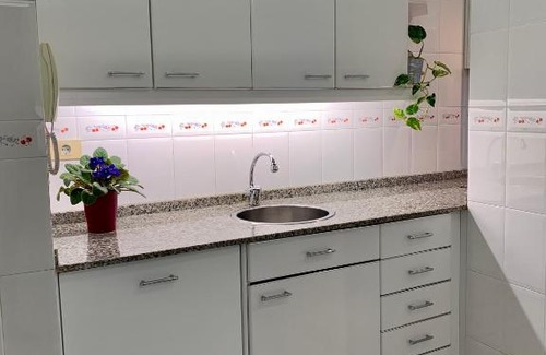 Bilbao City Centre House | Private Room in Central Bilbao - Rated 9.5/10 by Guests