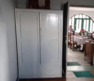 Mongui House | Cozy Private Room in Mongui with Kitchen & Family Amenities