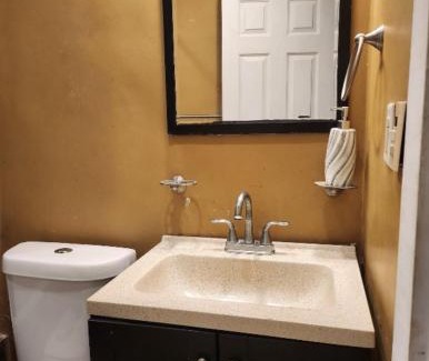 Minatitlán House | Private Room in Fully Equipped Family-Friendly Apartment