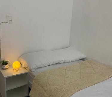 Cordon House | Habitación Privada En Apto Compartido