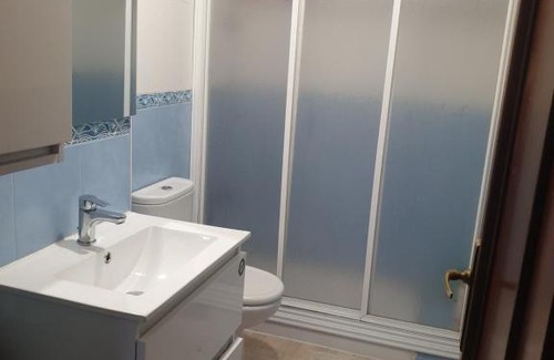 Barbastro Other | Private Room: Guest Rated 10/10 & Family Friendly Stay