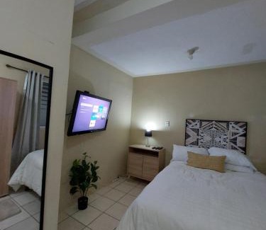 Tegucigalpa House | Private Room at RESIDENCIAL Villa de Las Hadas - Guest Rated 9/10