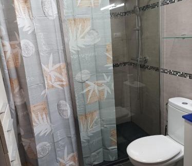 Villena House | Cozy Villena Lavanda Room: Family-Friendly Retreat Awaits