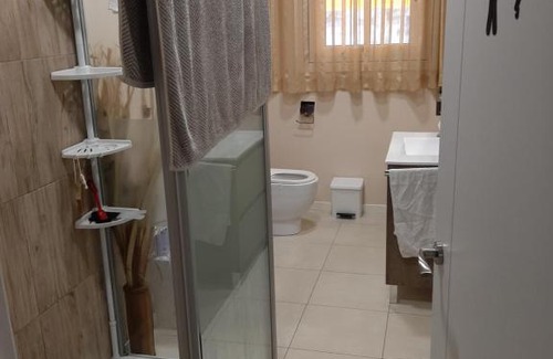Tarrega Apartment | Cozy Double Room in Casa Particular with Pool & Pet-Friendly