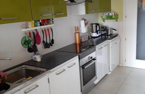 Tarrega Apartment | Cozy Double Room in Casa Particular with Pool & Pet-Friendly