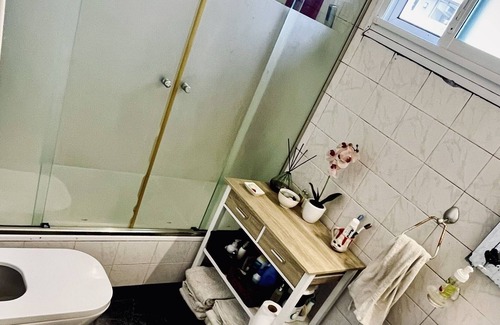 Avellaneda Apartment | Habitacion en Hogar Acogedor con Ubicación Privilegiada: ¡todo a tu Alcance!