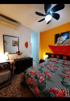 Huelva House | Comfortable Rooms in Central Huelva with Kitchen Access