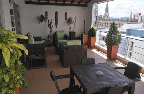 Bucaramanga House | Top-Rated Stay at Habitar de Asis with Family Amenities
