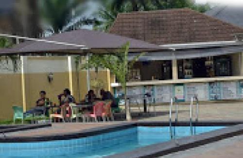 Igwuruta Cabin | Eco-Friendly Getaway at Habitat Hotel: Relax and Unwind