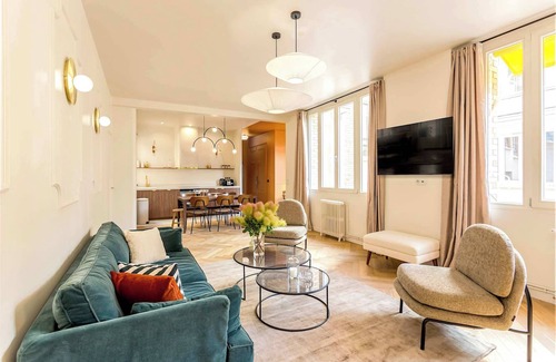 Quartier du Mail Apartment | Family-Friendly Apartment with 3 Bedrooms and Spa Amenities