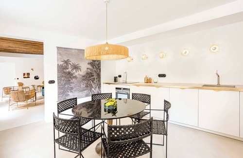 Saint-Germain-l'Auxerrois Apartment | Habitat Parisien 3BR3BA AC Louvre Rivoli Tuileries