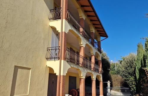 Montelaguardia Apartment | Cozy Habitat Vacation House in Perugia for Families