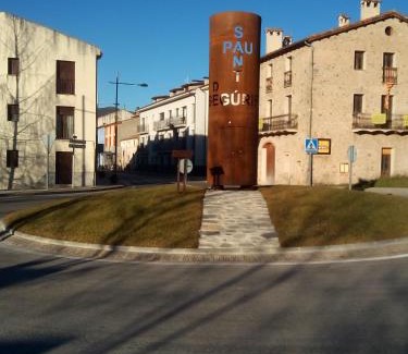 Sant Pau de Seguries Apartment | Highly Rated Habitatge Turístic Cal Ferrer for Families