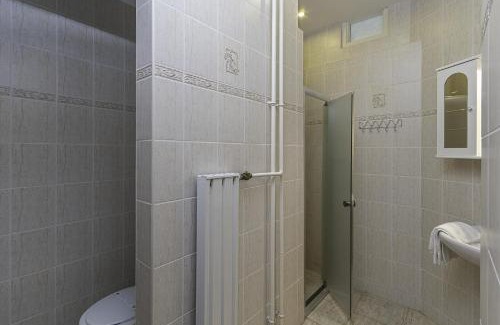 Tiszaorveny Hotel | Discover Hableány Hotel: Pet-Friendly Retreat with Hot Tub