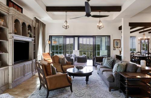 Forest Crest House | Hacienda - A Birdy Vacation Rental