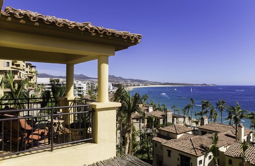 El Medano Ejidal Condo | Hacienda Beach Club: Breathtaking Ocean Views & Top Amenities