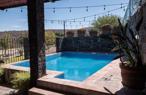 San Juan del Rio House | Discover the Vintage Hacienda with Pool for Family Fun