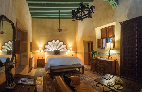 Centro Hotel | Experience Hacienda de los Santos: Guest Rated 9.8/10