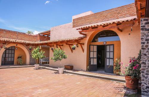 Atlixco Bed & Breakfast | Inviting Ximena Hacienda: Family-Friendly with Pool Access