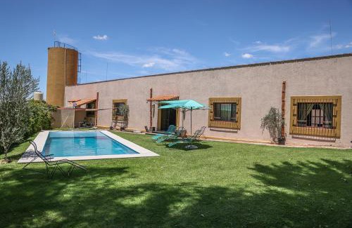 Atlixco Bed & Breakfast | Inviting Ximena Hacienda: Family-Friendly with Pool Access